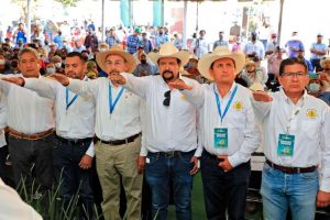 Ofrece Rocha gestionar mejores condiciones para comercialización del maíz